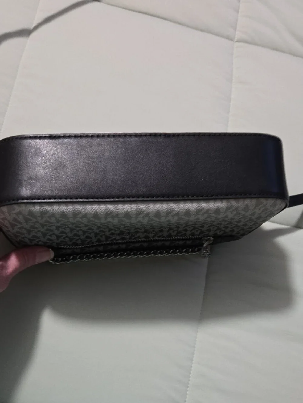 Michael Kors Gray Signature MK Crossbody with Chain Detail - Picture 4 of 9